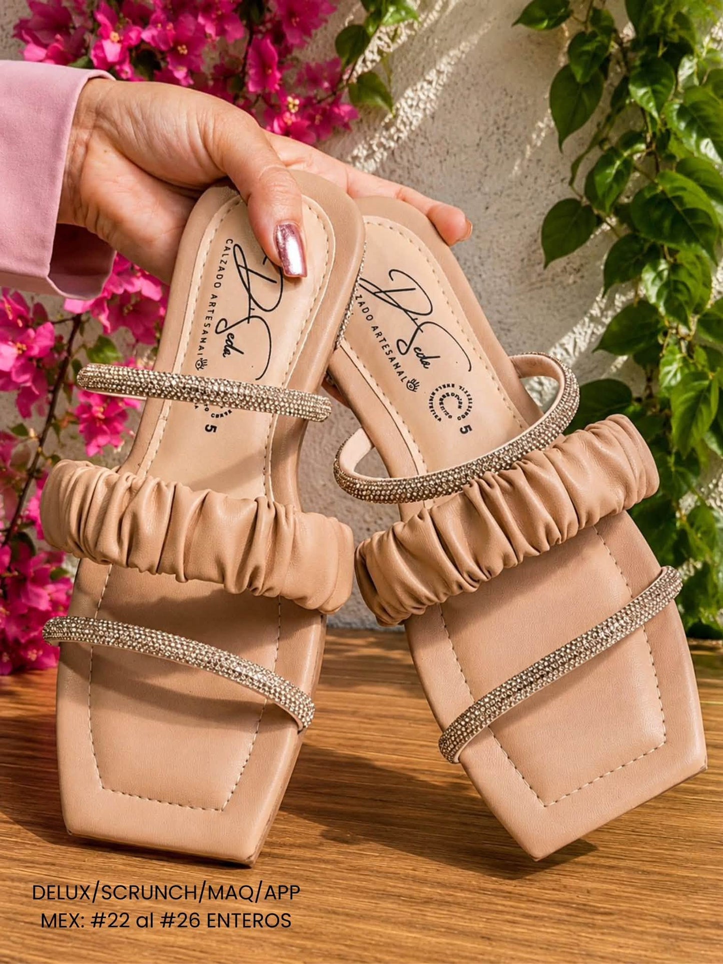 DELUX SCRUNCH MAQ APP