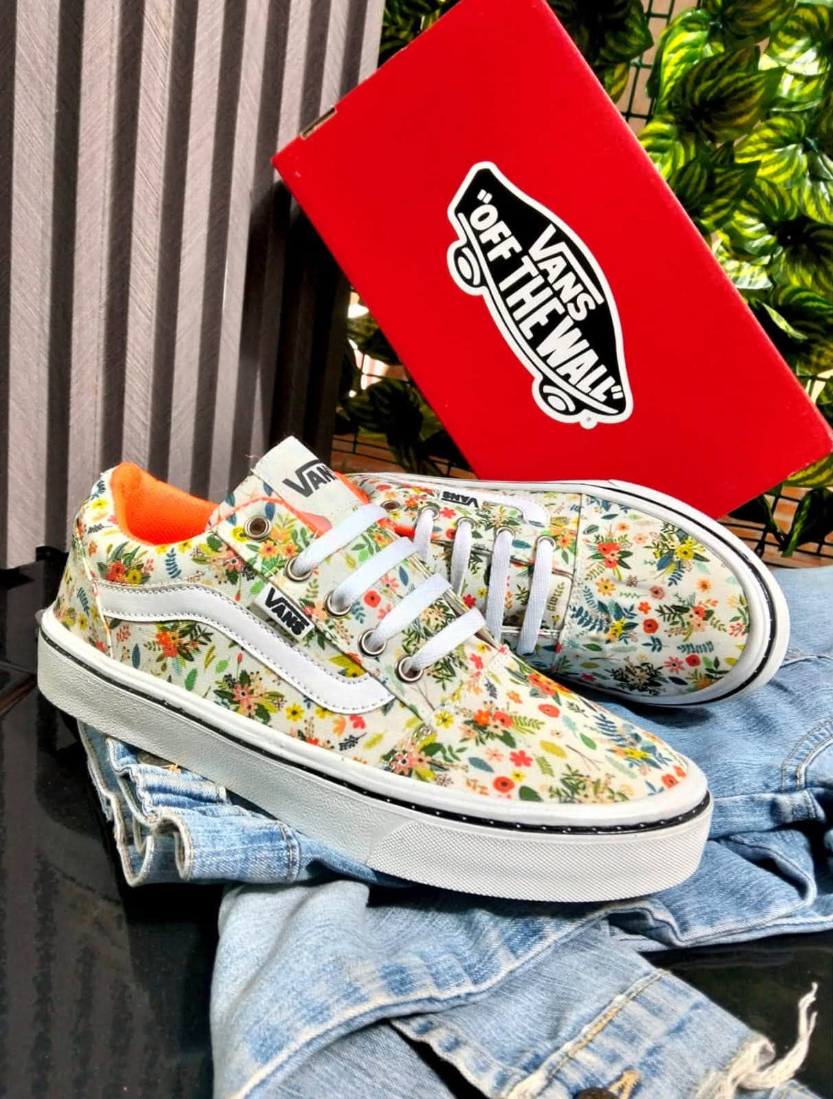 TENIS VANS FLORES