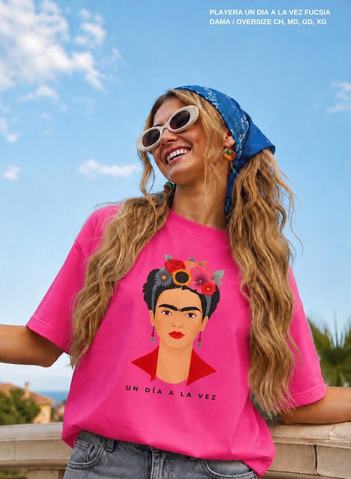 PLAYERA UN DIA A LA VEZ FUCSIA