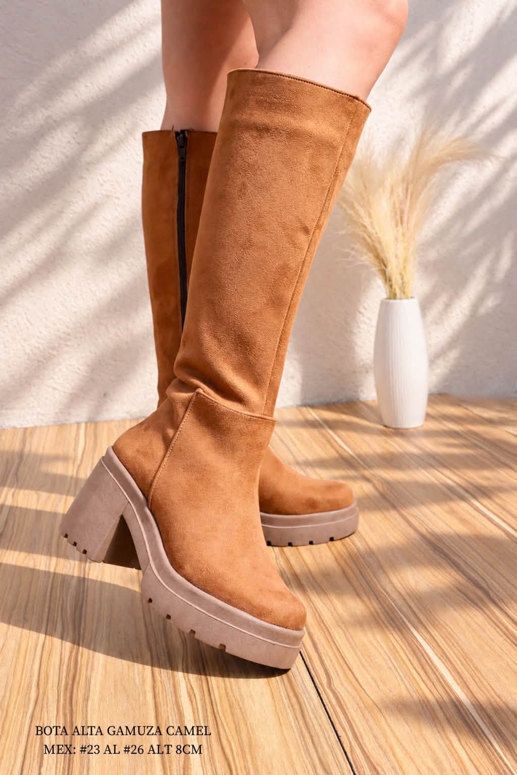 BOTA ALTA GAMUZA CAMEL